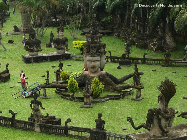 bouddha park laos