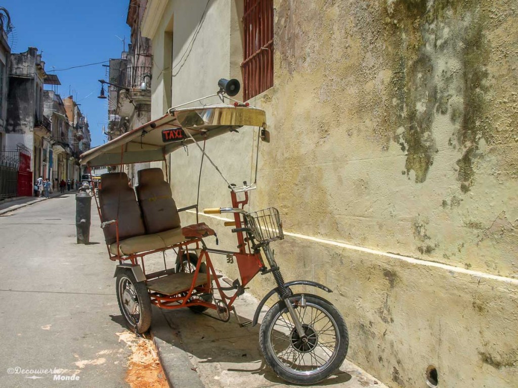 tuktuk Cuba