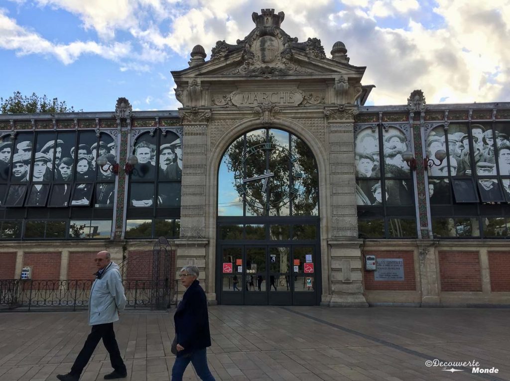 Visiter l'Aude pays Cathare en 7 idées de choses à faire. Ici aux Halles de Narbonne. Retrouvez l'article ici: https://www.decouvertemonde.com/visiter-l-aude-pays-cathare 