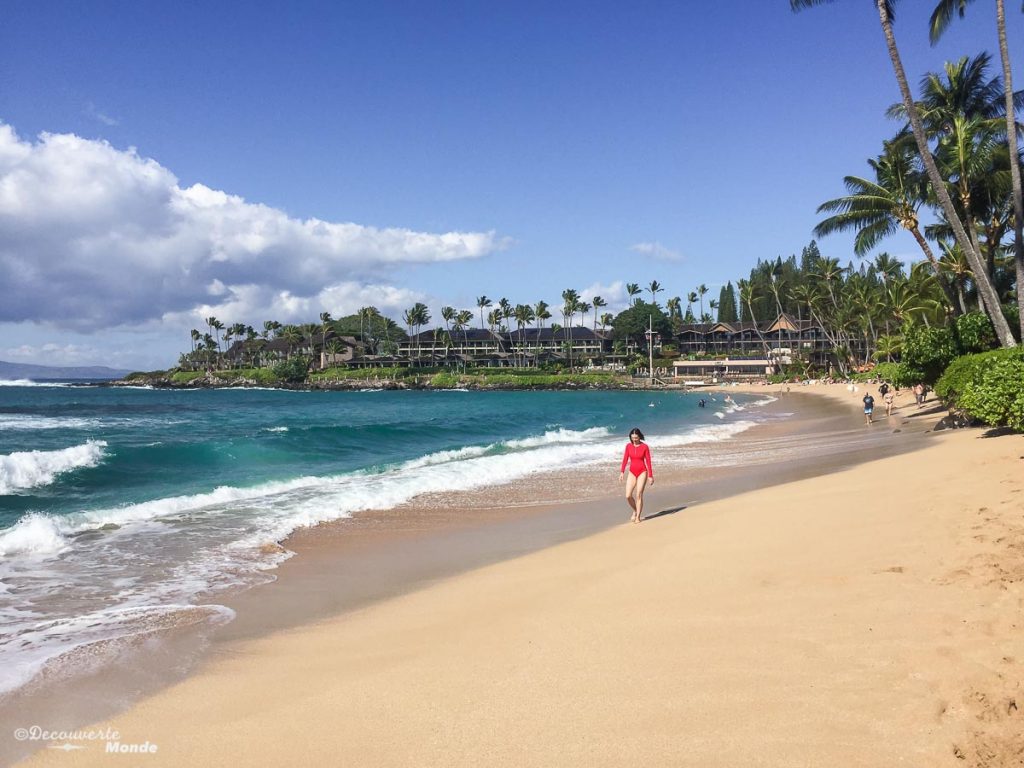 Plage de Kaanapali à Maui dans mon article Maui à Hawaii : Que faire en 10 jours de road trip sur l'île de Maui #maui #hawaii #hawai #etatsunis #usa #voyage #plage
