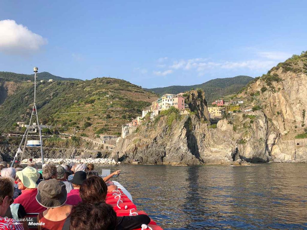 Bateau aux Cinque Terre en Italie dans mon article Cinque Terre en randonnée : Mon 5 jours de trek aux Cinque Terre #cinqueterre #italie #ligurie #alliberttrekking #randonnee #trek #parcnational