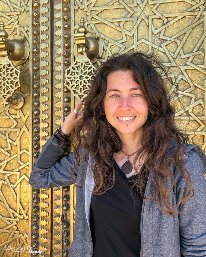 Palais royal de Fès dans notre article Visiter Fès au Maroc : Découverte de sa vieille-ville, la Médina de Fès #fes #maroc #medina #voyage #maghreb #unesco