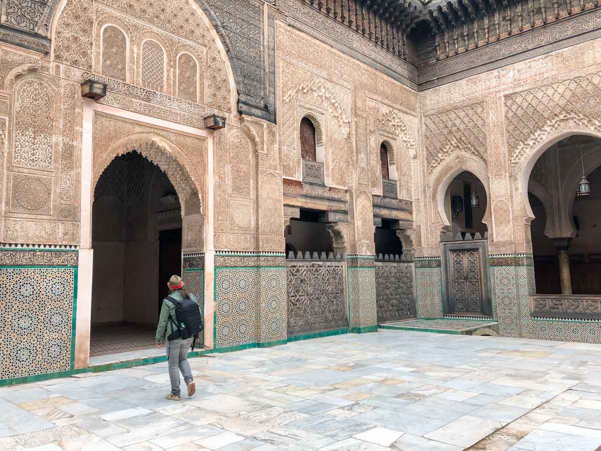 Medersa Bou Inania à Fès dans notre article Visiter Fès au Maroc : Découverte de sa vieille-ville, la Médina de Fès #fes #maroc #medina #voyage #maghreb #unesco
