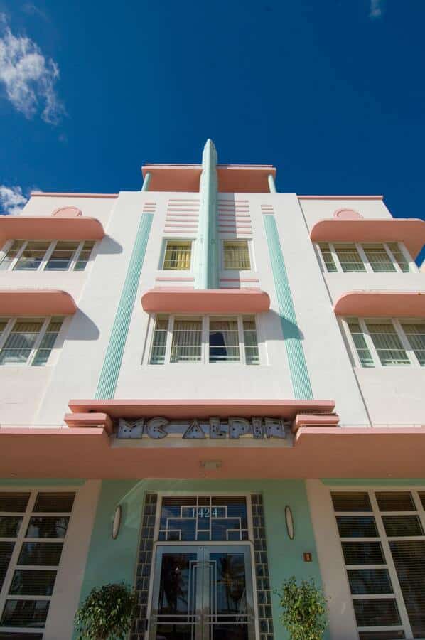 Architecture Art-Deco à Miami dans mon article Que faire à Miami et que voir en 8 activités incontournables | que faire à Miami | que voir à Miami | visiter Miami | Miami en Floride | Miami aux USA | incontournables de Miami #Miami #USA #floride #voyage