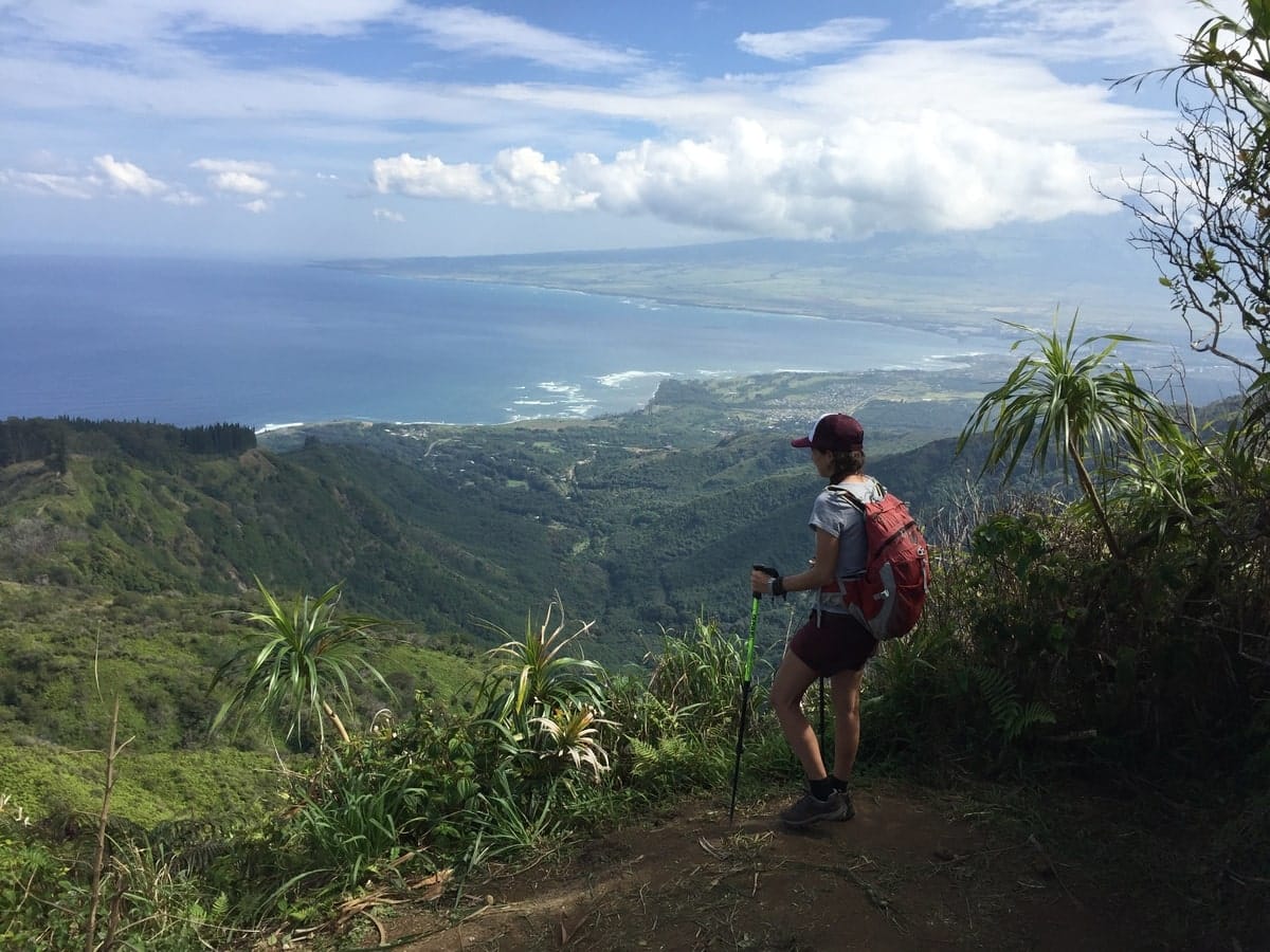 Vue sur l'océan lors de la randonnée sur la Waihee Ridge Trail dans notre article Hiking à Maui : 4 belles randonnées à faire sur l'île de Maui à Hawaii #maui #hawaii #usa #ile #hawai #hiking #randonnee