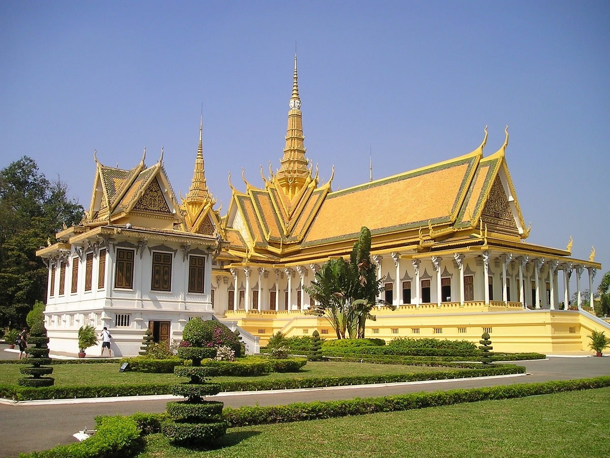 Palais Royal à Phnom Penh dans notre article Visiter le Cambodge en 8 incontournables #cambodge #voyage #asie #asiedusudest #angkor